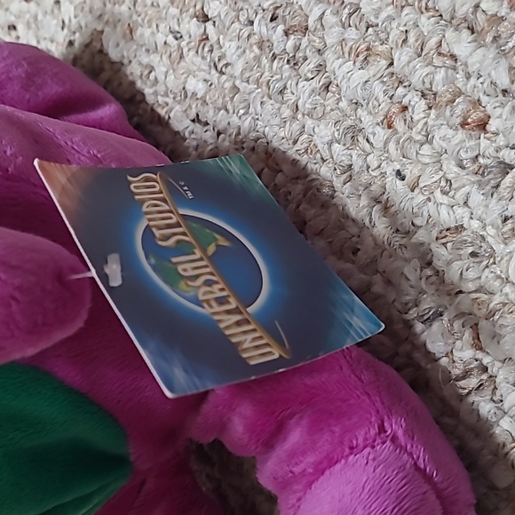 Universal Studios Barney Dinosaur Stuffed Toy - Picture 3 of 7
